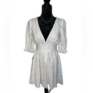 re:named Whire Floral Lace Mini Dress- Small